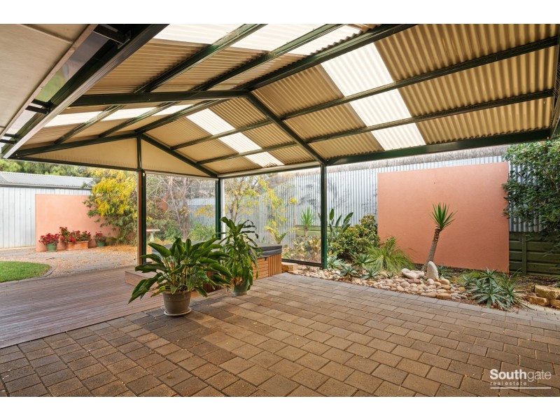 18 Macquarie Street, Moana SA 5169