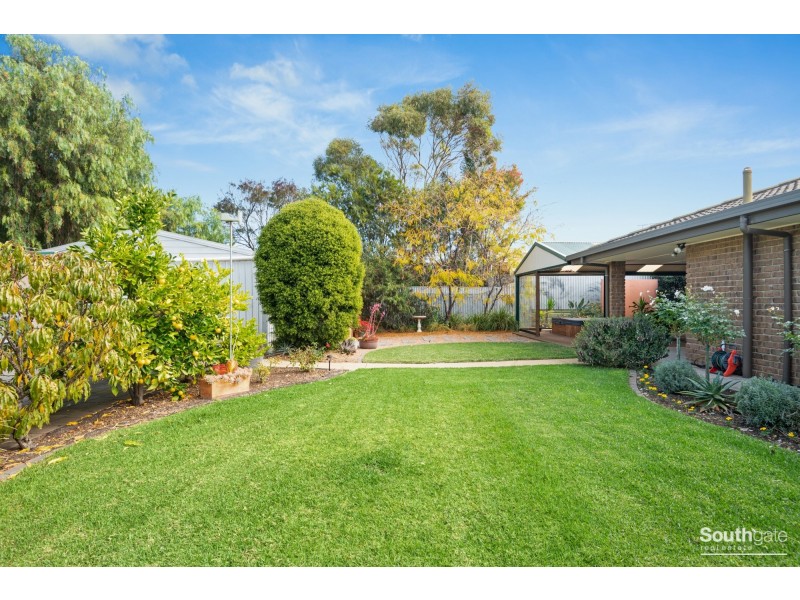 18 Macquarie Street, Moana SA 5169