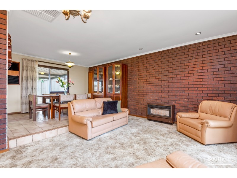 8 Geraldine Street, Valley View SA 5093