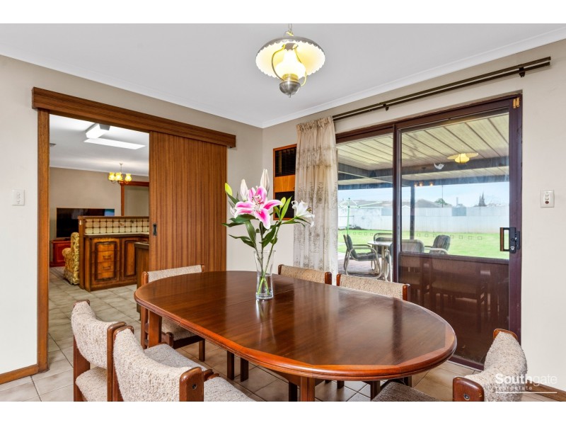 8 Geraldine Street, Valley View SA 5093