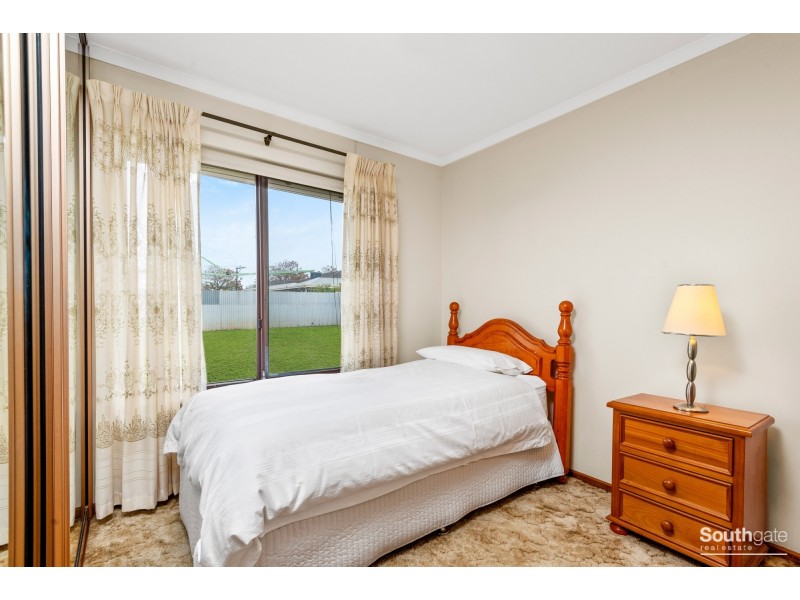 8 Geraldine Street, Valley View SA 5093