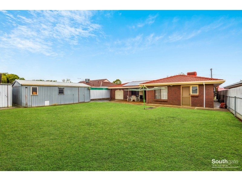 8 Geraldine Street, Valley View SA 5093