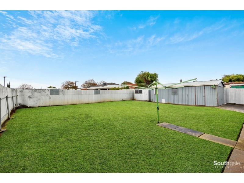 8 Geraldine Street, Valley View SA 5093