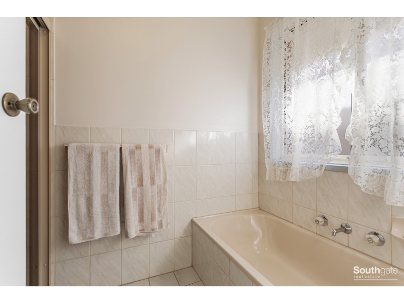 32 Bosuns Way, Seaford Rise SA 5169