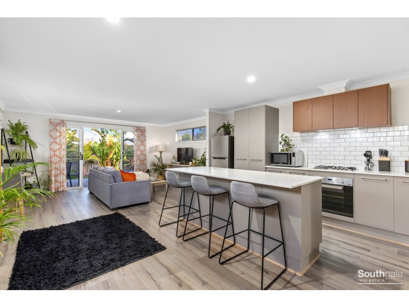 52 Vista Parade, Seaford Heights SA 5169