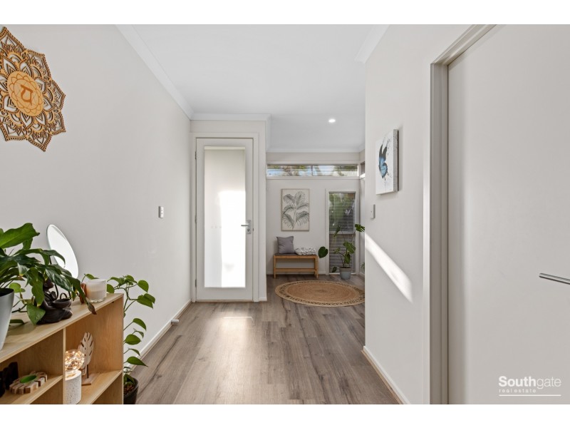 52 Vista Parade, Seaford Heights SA 5169
