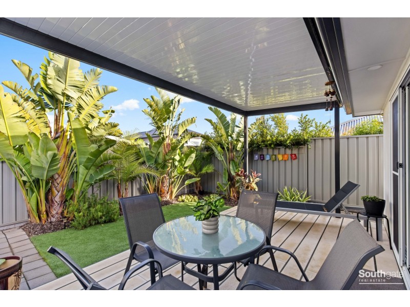 52 Vista Parade, Seaford Heights SA 5169