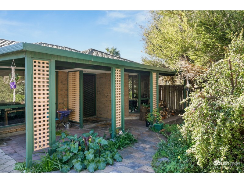 4 Kauri Court, Noarlunga Downs SA 5168