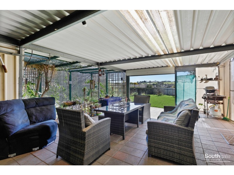 4 Kauri Court, Noarlunga Downs SA 5168