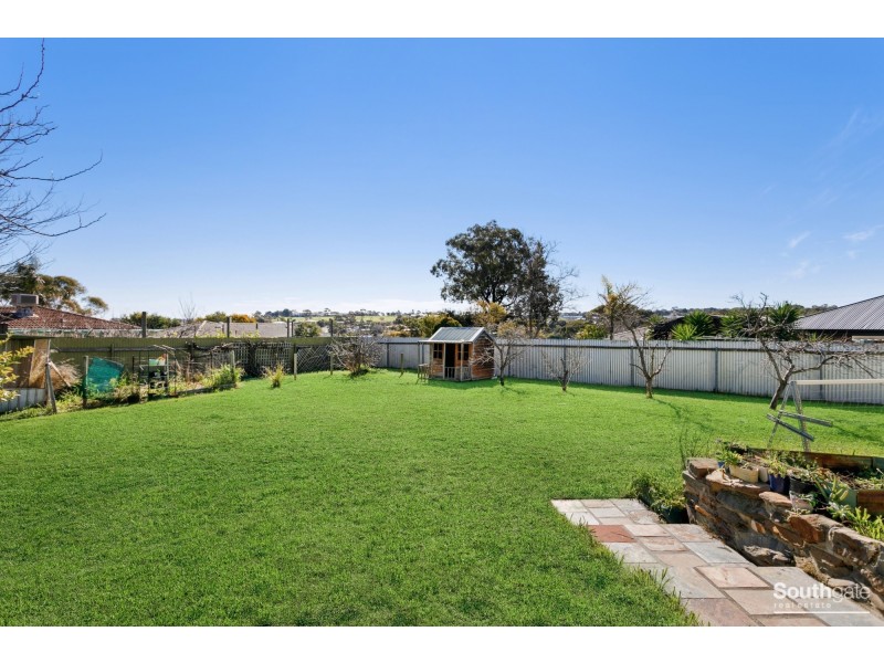 4 Kauri Court, Noarlunga Downs SA 5168