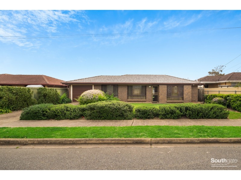 31 Kwinana Crescent, Port Noarlunga South SA 5167