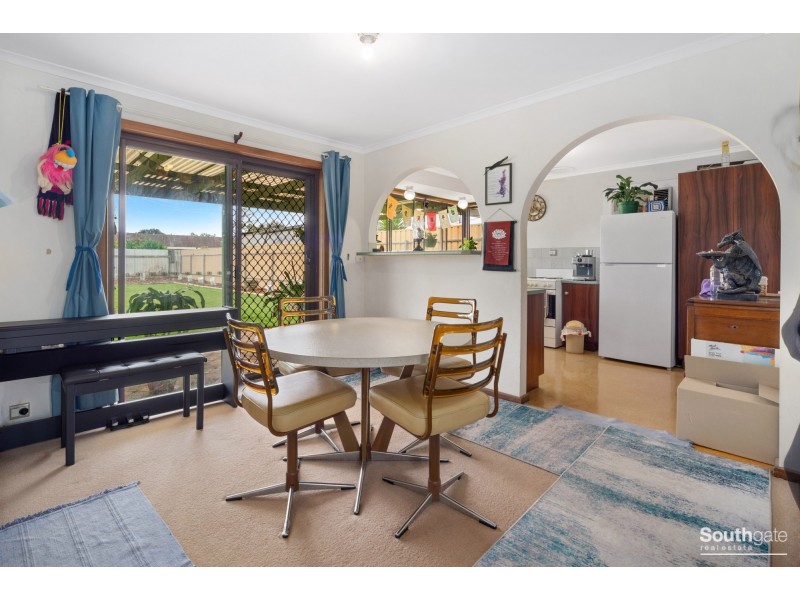 31 Kwinana Crescent, Port Noarlunga South SA 5167