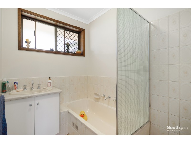 31 Kwinana Crescent, Port Noarlunga South SA 5167