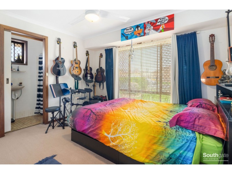 31 Kwinana Crescent, Port Noarlunga South SA 5167