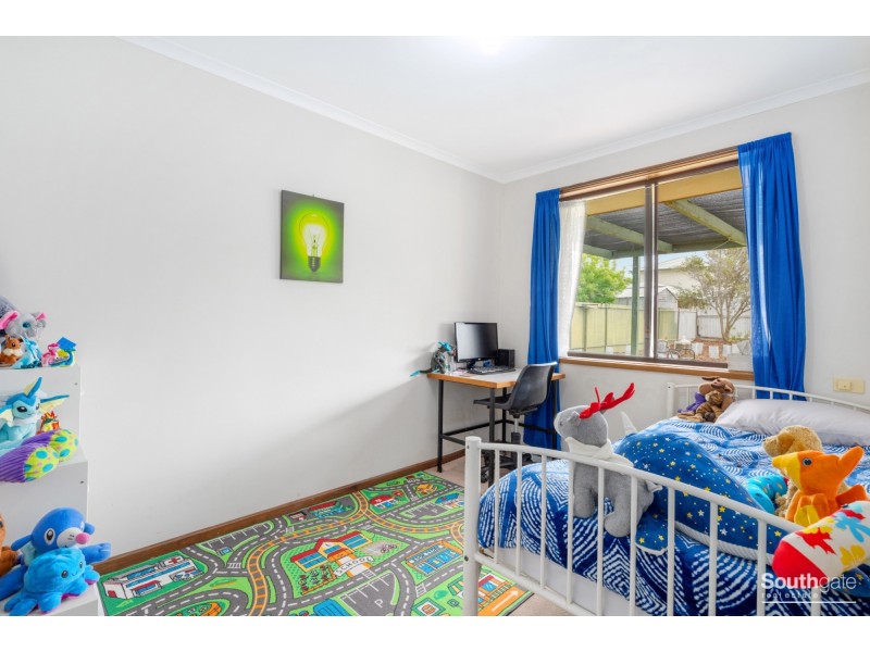 31 Kwinana Crescent, Port Noarlunga South SA 5167