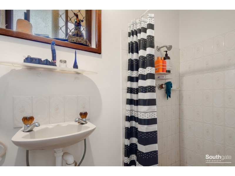 31 Kwinana Crescent, Port Noarlunga South SA 5167