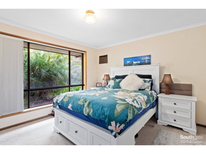 31 Kwinana Crescent, Port Noarlunga South SA 5167