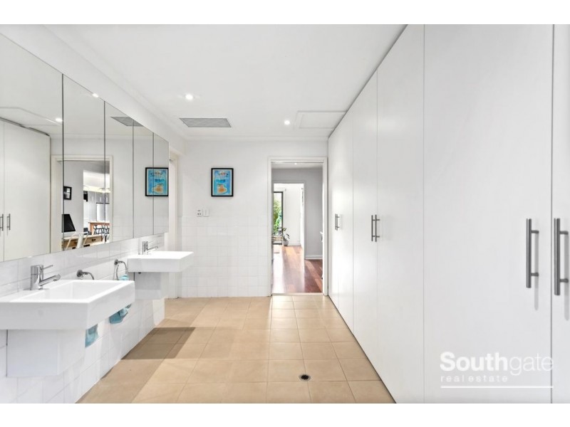 12 Alfred Place, Port Willunga SA 5173