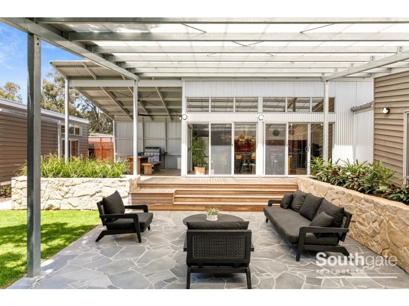 12 Alfred Place, Port Willunga SA 5173