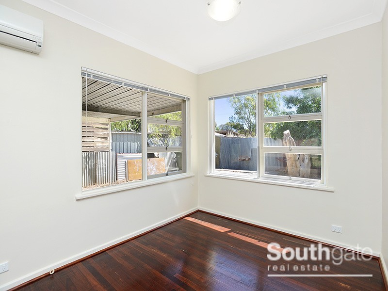 3 Peter Crescent, Morphett Vale SA 5162