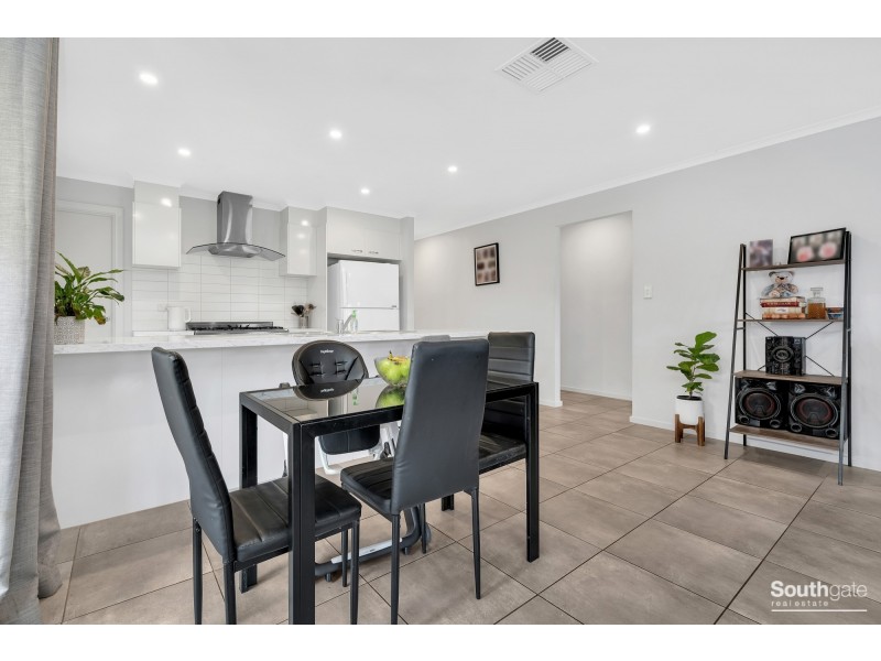 17 Bitts Road, Seaford Meadows SA 5169