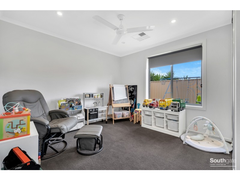 17 Bitts Road, Seaford Meadows SA 5169