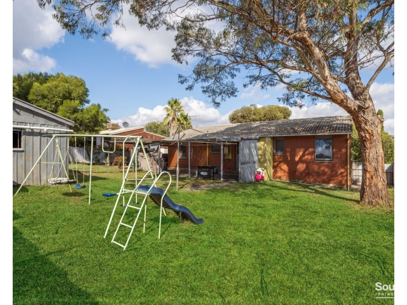 11 Itala Crescent, Hackham West SA 5163