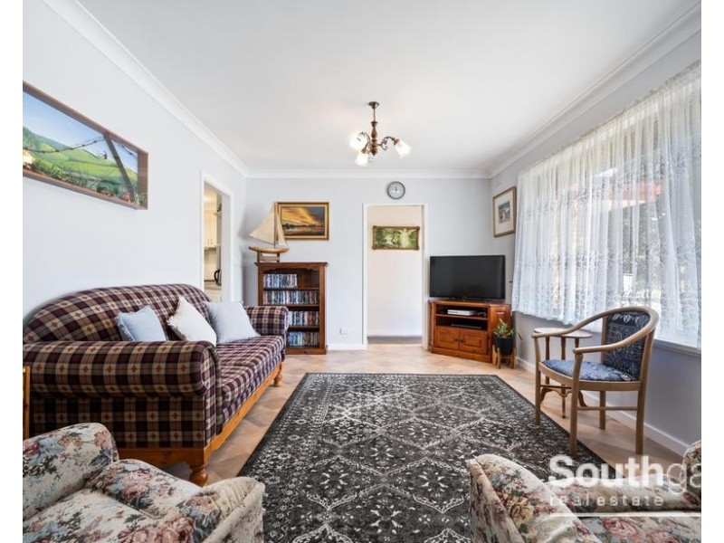 40 Collins Parade, Hackham SA 5163