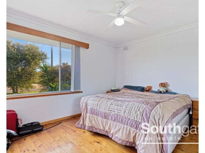 6 Martha Street, Seaford SA 5169