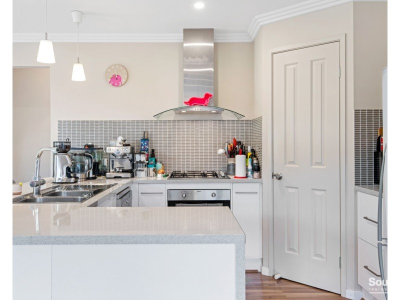 33 Byron Bay Boulevard, Seaford Rise SA 5169