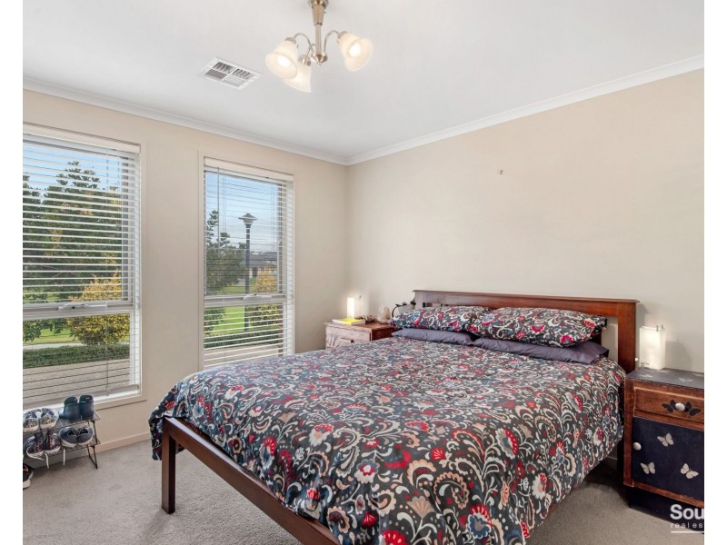 33 Byron Bay Boulevard, Seaford Rise SA 5169