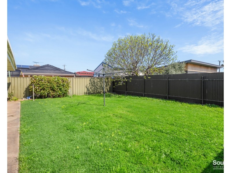 87 Kalgoorlie Avenue, Port Noarlunga South SA 5167