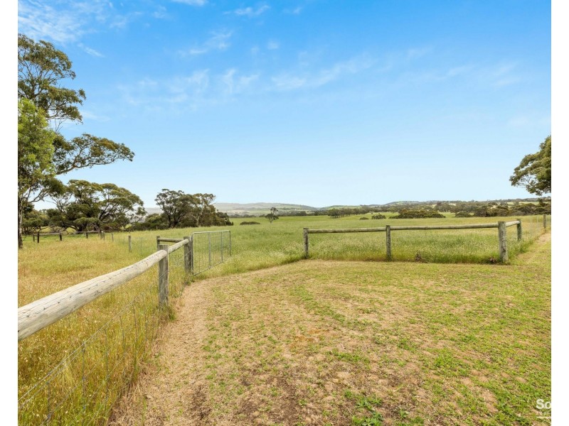 14 Signal Flat Road, Finniss SA 5255