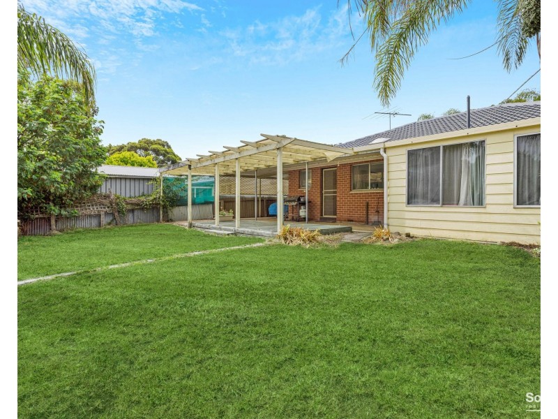 6 Milton Street, Hackham SA 5163