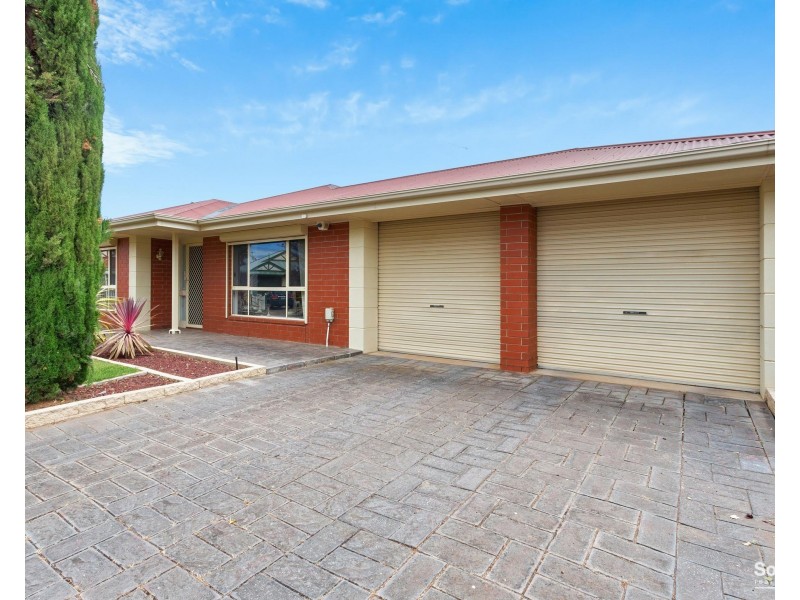 9 Seafarer Court, Seaford Rise SA 5169