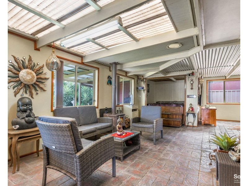 9 Seafarer Court, Seaford Rise SA 5169
