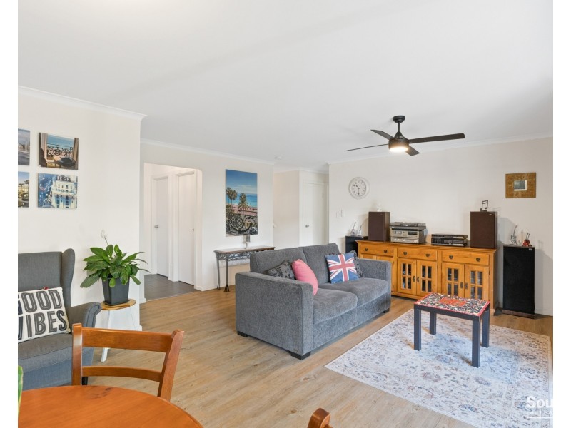 25 Stirling Avenue, Sellicks Beach SA 5174