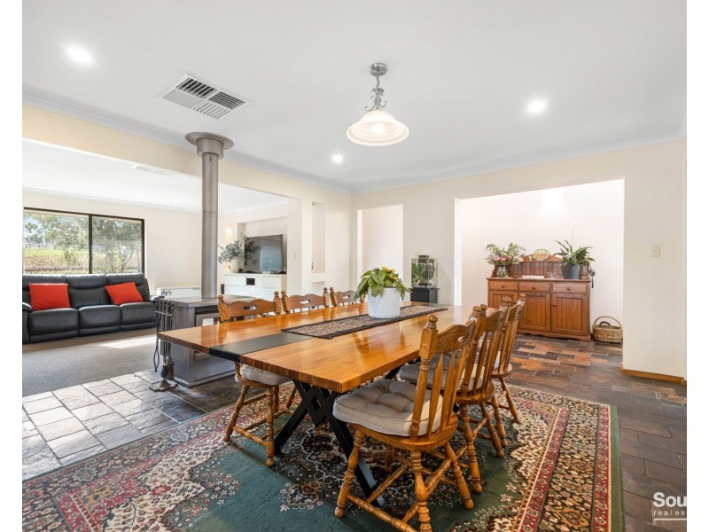 70 McLaren Flat Road, Mclaren Flat SA 5171