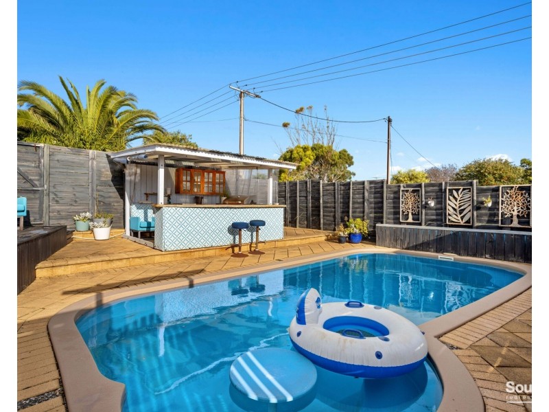 3 Siesta Crescent, Maslin Beach SA 5170