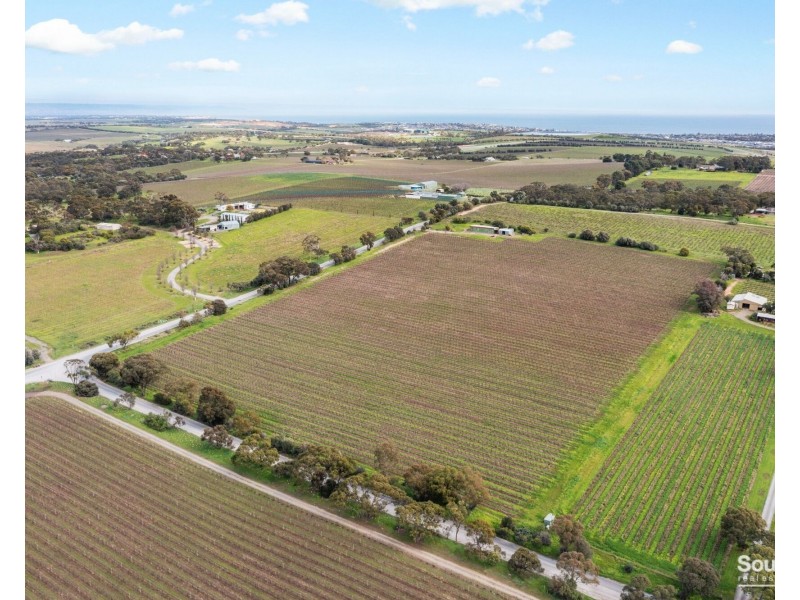 32 Seaview Road, Mclaren Vale SA 5171