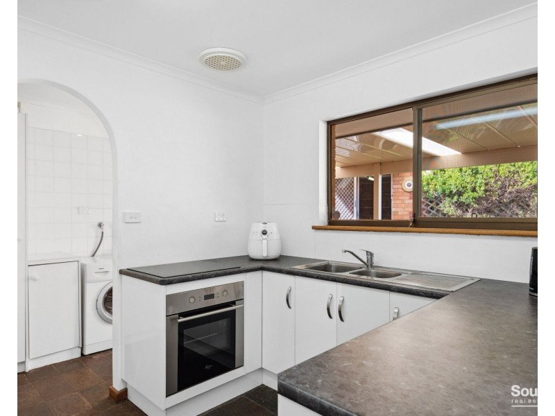 2 Ruby Court, Willunga SA 5172