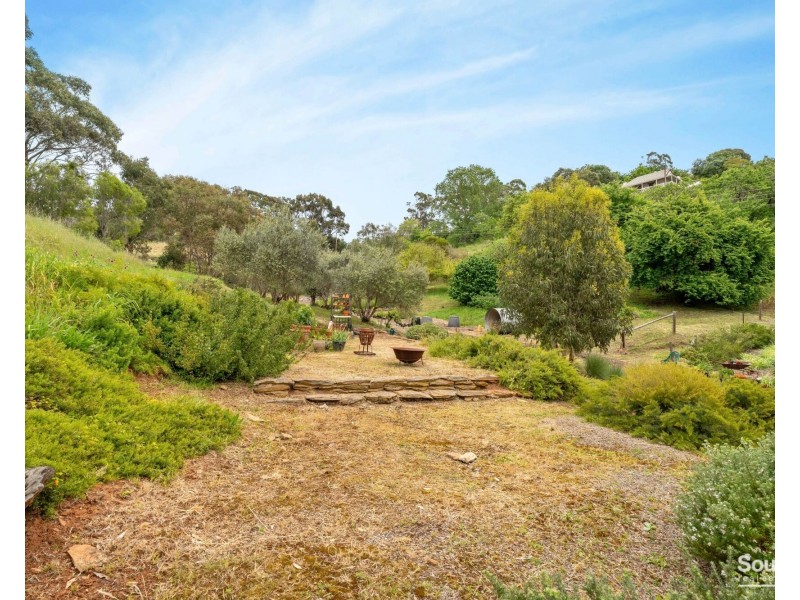 282 Grants Gully Road, Clarendon SA 5157