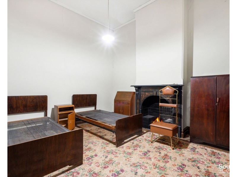 15 Penneys Hill Road, Hackham SA 5163