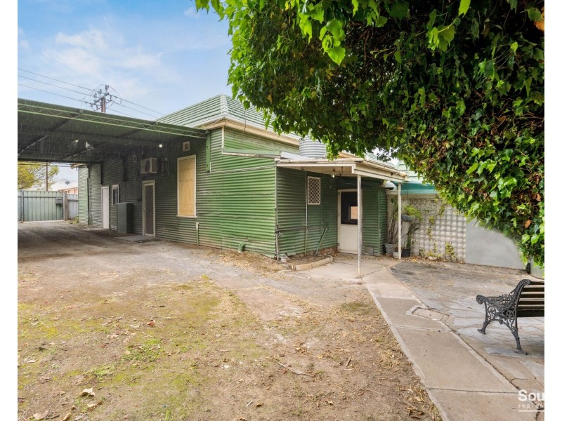 15 Penneys Hill Road, Hackham SA 5163