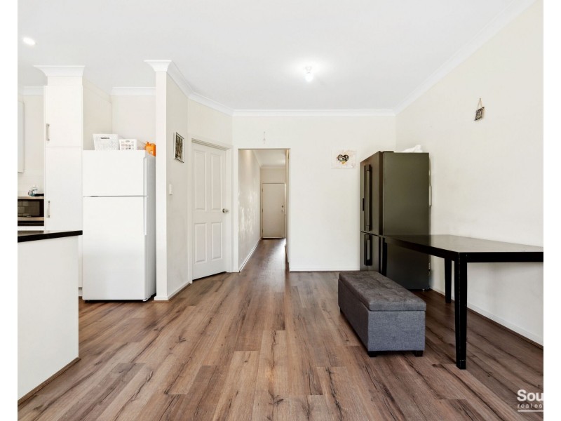 8/19 Hereford Lane, Woodcroft SA 5162