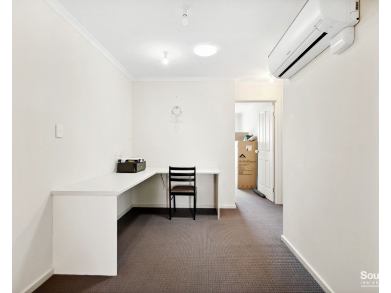 8/19 Hereford Lane, Woodcroft SA 5162