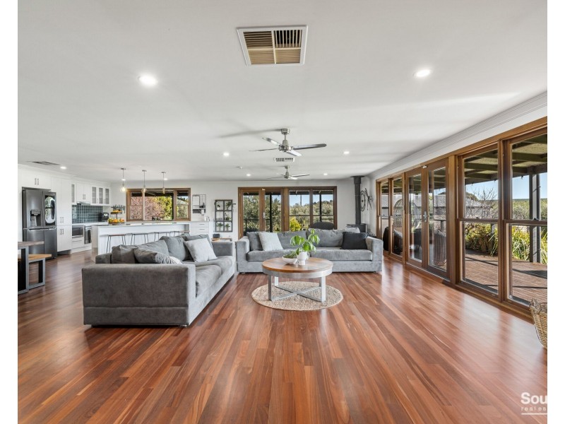 28 Twentyeight Road, Mclaren Vale SA 5171