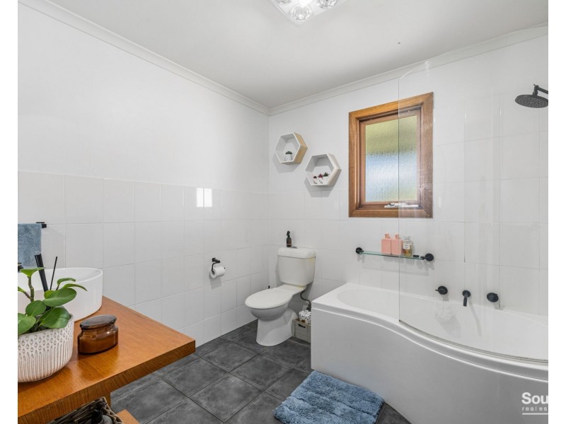 28 Twentyeight Road, Mclaren Vale SA 5171