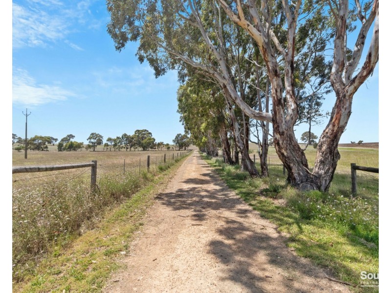 1656 Alexandrina Road, Finniss SA 5255