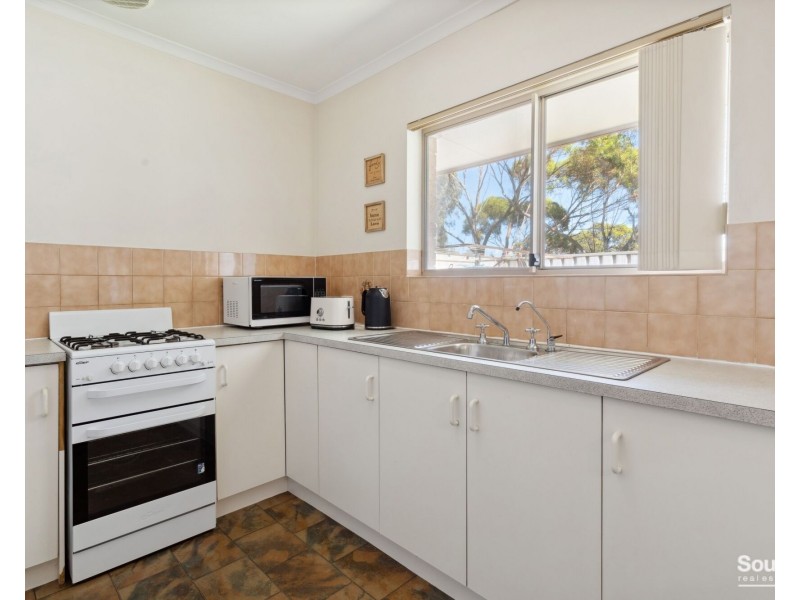 11/24 Smugglers Drive, Seaford Rise SA 5169